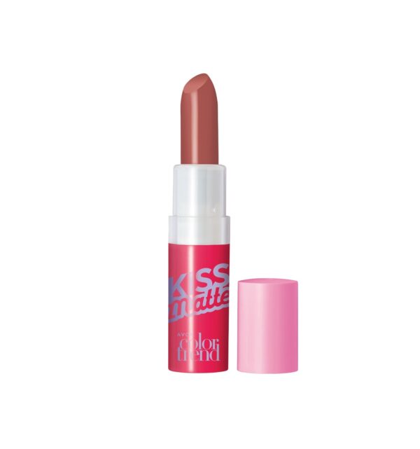 Labial color trend tono Nude Avon