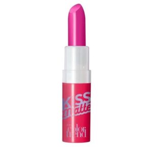 Labial en Barra Color Trend Kiss Hidra tono Ciruela 3.6g Avon